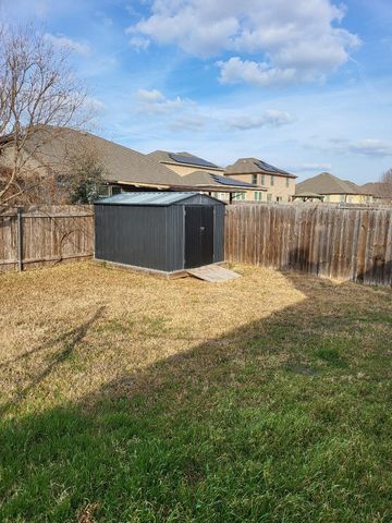 120 Almquist ST, Hutto, TX 78634