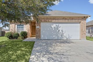 120 Almquist ST, Hutto, TX 78634