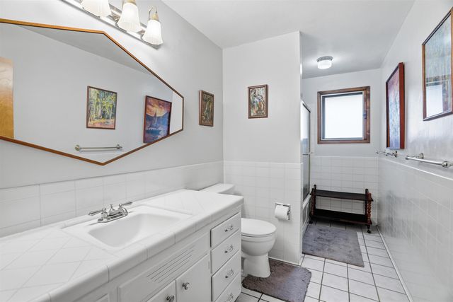 1822 W Toni Rae Dr, Spokane, WA 99208