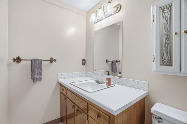 1822 W Toni Rae Dr, Spokane, WA 99208