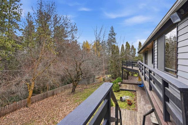 1822 W Toni Rae Dr, Spokane, WA 99208