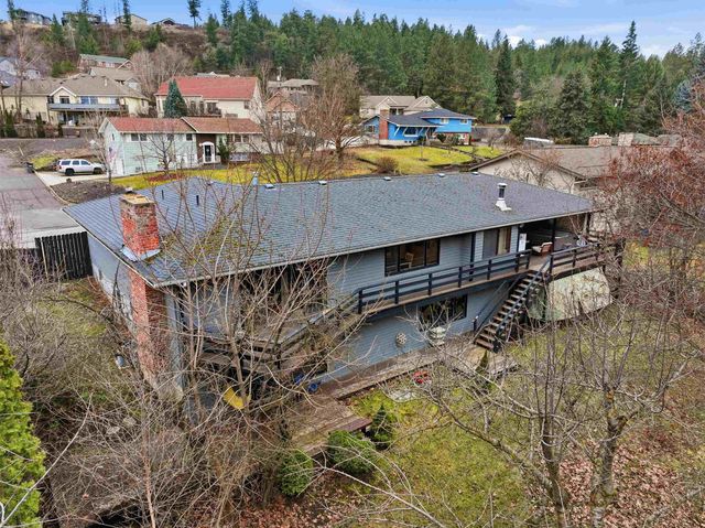 1822 W Toni Rae Dr, Spokane, WA 99208