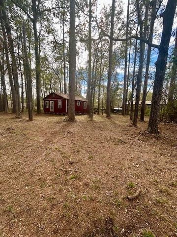 157 Honeysuckle, Livingston, TX 77351