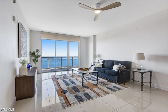 3000 Oasis Grand BLVD 2502, Fort Myers, FL 33916