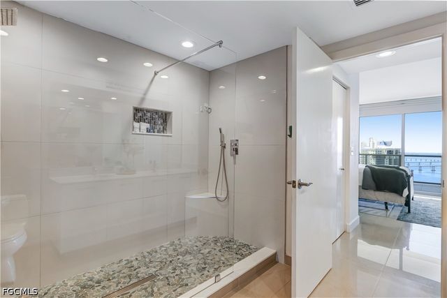 3000 Oasis Grand BLVD 2502, Fort Myers, FL 33916