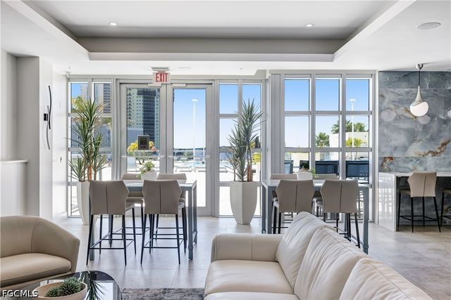 3000 Oasis Grand BLVD 2502, Fort Myers, FL 33916