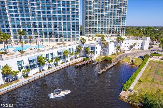 3000 Oasis Grand BLVD 2502, Fort Myers, FL 33916