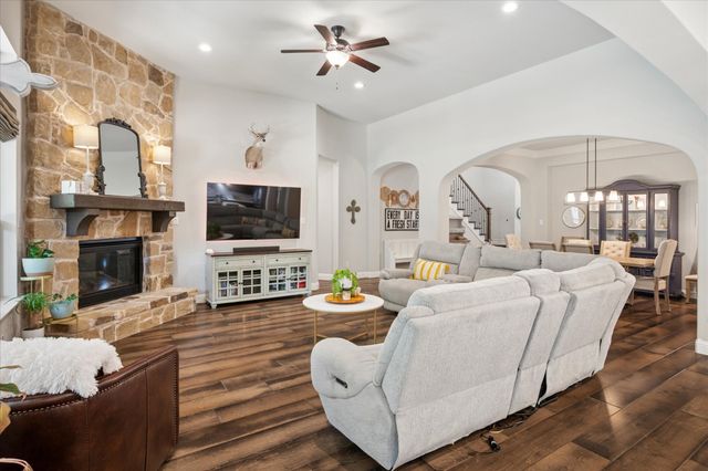 9629 Croswell Street, Fort Worth, TX 76244