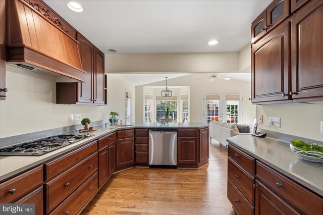 1133 ANESBURY LN, Alexandria, VA 22308