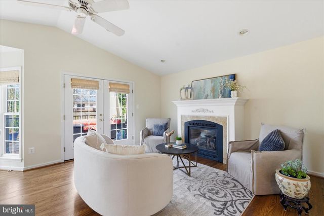 1133 ANESBURY LN, Alexandria, VA 22308