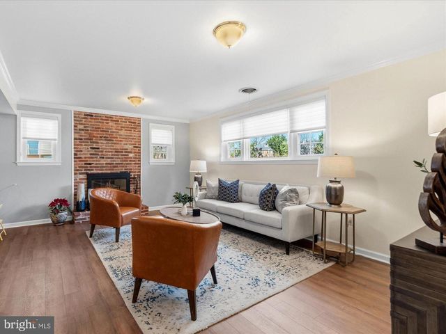 1133 ANESBURY LN, Alexandria, VA 22308