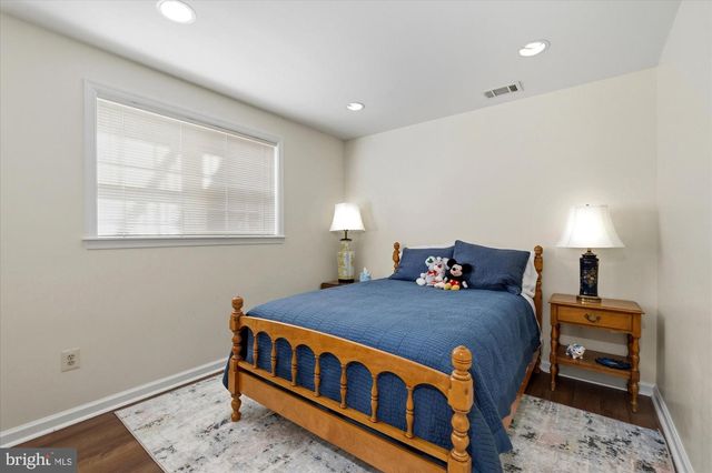 1133 ANESBURY LN, Alexandria, VA 22308