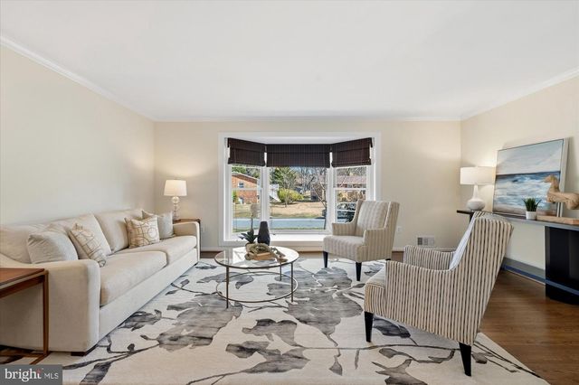 1133 ANESBURY LN, Alexandria, VA 22308