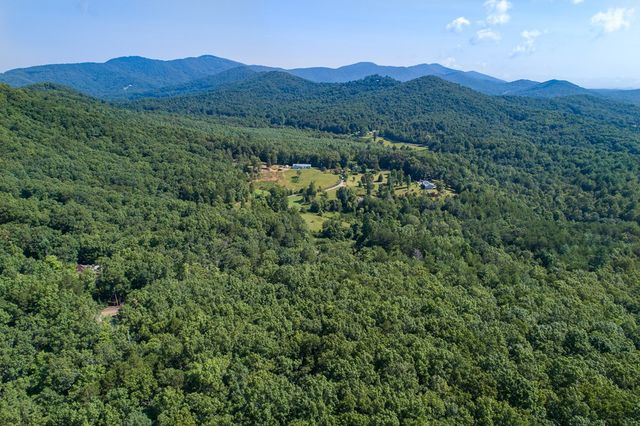 1 and 2 Blue Arrow Lane, Mineral Bluff, GA 30559