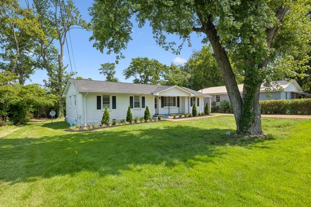 636 Demoss St, Gallatin, TN 37066