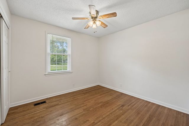 636 Demoss St, Gallatin, TN 37066