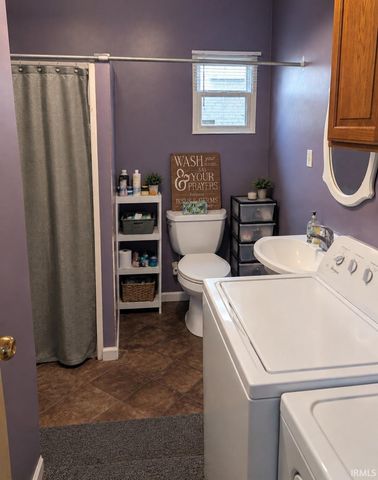 925 S 2Nd Street, Elkhart, IN 46516