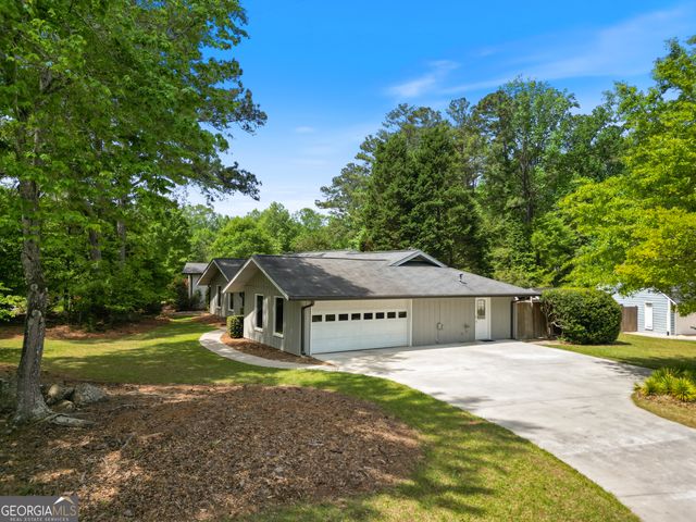 200 Swanson Ridge, Peachtree City, GA 30269