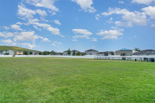 10104 CARLOWAY HILLS DRIVE, Wimauma, FL 33598