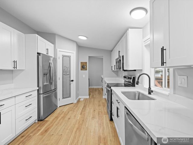 20500 SE 32nd Drive, Bothell, WA 98012