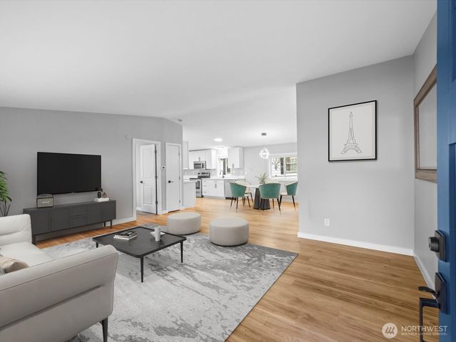 20500 SE 32nd Drive, Bothell, WA 98012