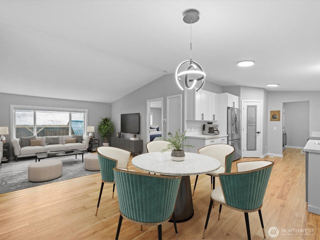 20500 SE 32nd Drive, Bothell, WA 98012