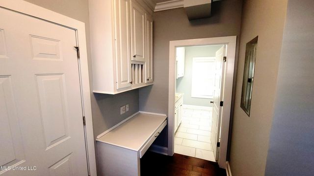 125 Emerald Drive, Brandon, MS 39047