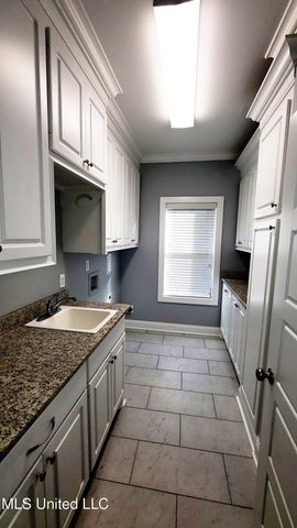 125 Emerald Drive, Brandon, MS 39047