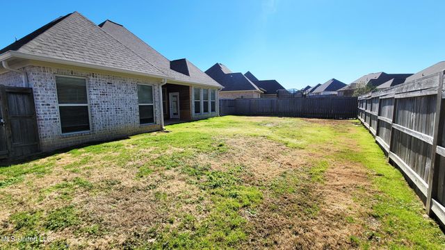 125 Emerald Drive, Brandon, MS 39047
