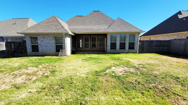 125 Emerald Drive, Brandon, MS 39047