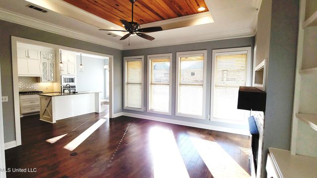 125 Emerald Drive, Brandon, MS 39047