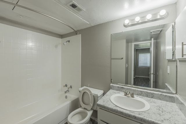 1122 Millview Drive 2401, Arlington, TX 76012