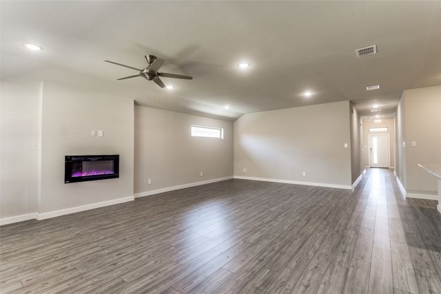 2413 Spring Side Drive, Royse City, TX 75189