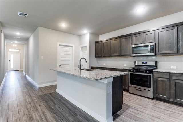 2413 Spring Side Drive, Royse City, TX 75189