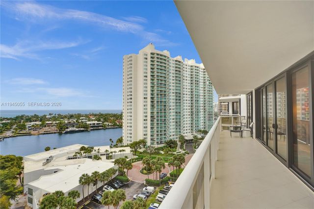 20281 E Country Club Drive 1002, Aventura, FL 33180