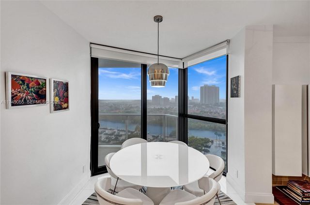 20281 E Country Club Drive 1002, Aventura, FL 33180