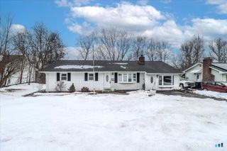 12 High View Road, New Milford, CT 06776