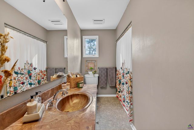 301 Lake Front Drive, Warner Robins, GA 31088