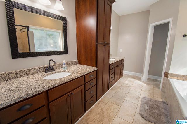 3016 LONG BRANCH DRIVE, Calera, AL 35040