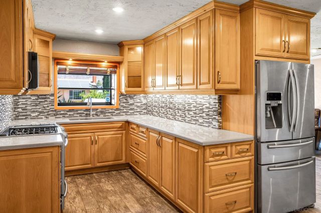 10131 Maple Tree, Santee, CA 92071