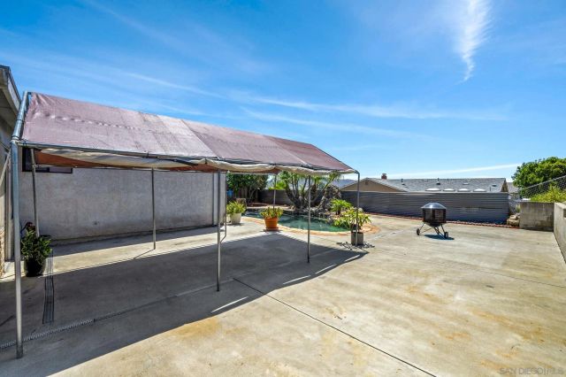 10131 Maple Tree, Santee, CA 92071