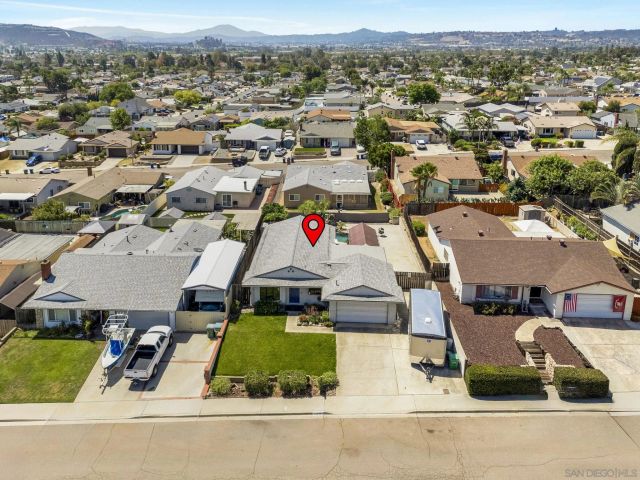 10131 Maple Tree, Santee, CA 92071