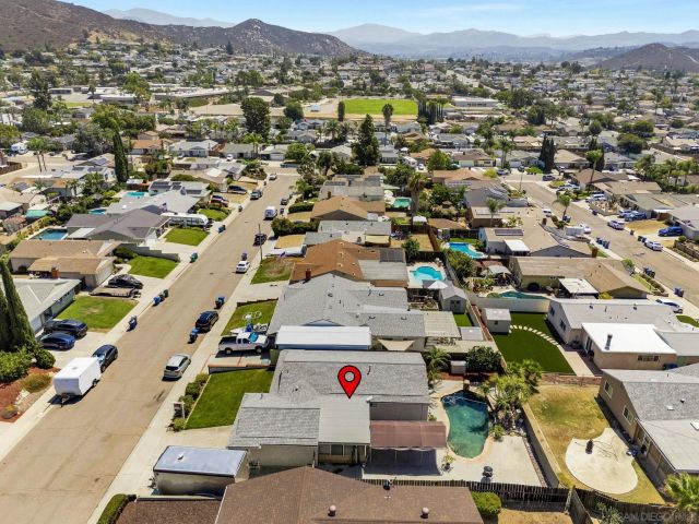 10131 Maple Tree, Santee, CA 92071