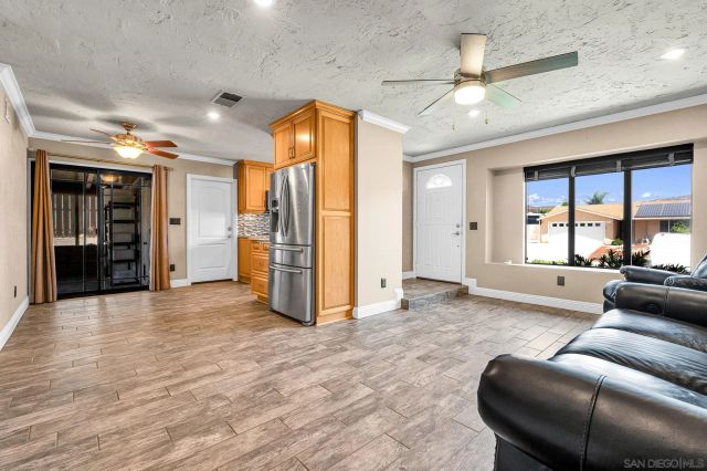 10131 Maple Tree, Santee, CA 92071