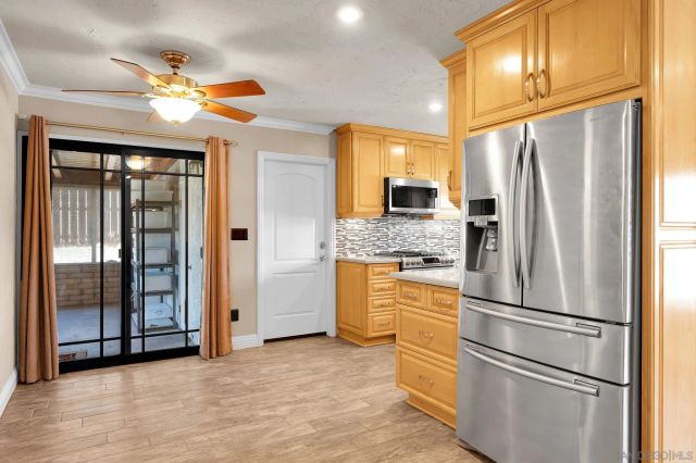 10131 Maple Tree, Santee, CA 92071