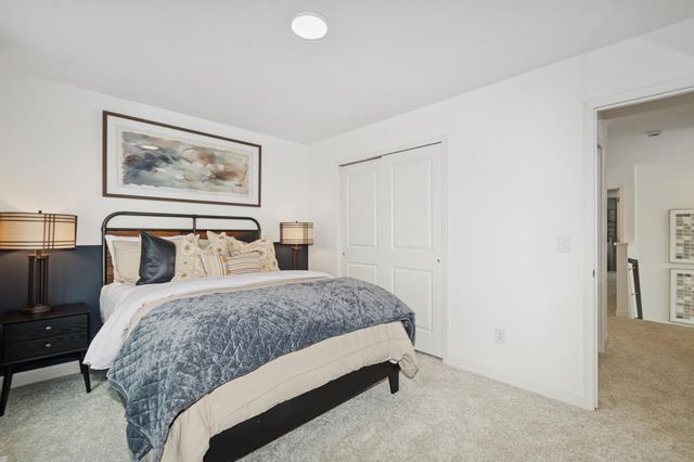 6244 205th Street N, Forest Lake, MN 55025