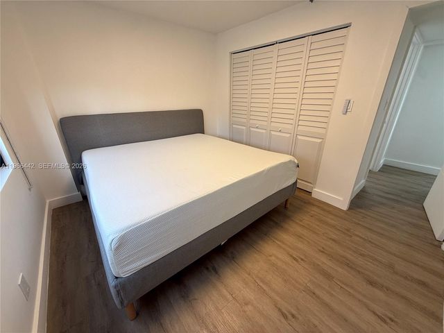 4301 Collins Ave 208, Miami Beach, FL 33140