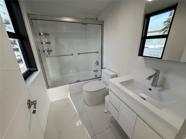 4301 Collins Ave 208, Miami Beach, FL 33140