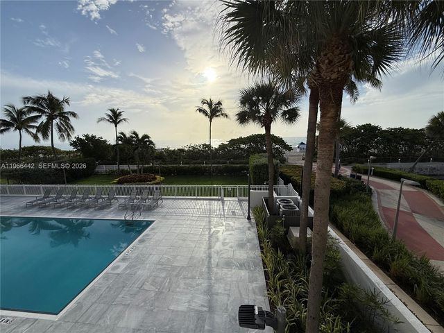 4301 Collins Ave 208, Miami Beach, FL 33140