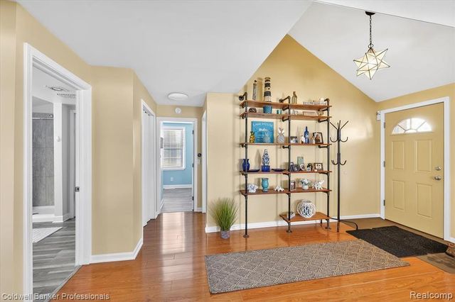 11050 Charles Drive, Byron, MI 48418